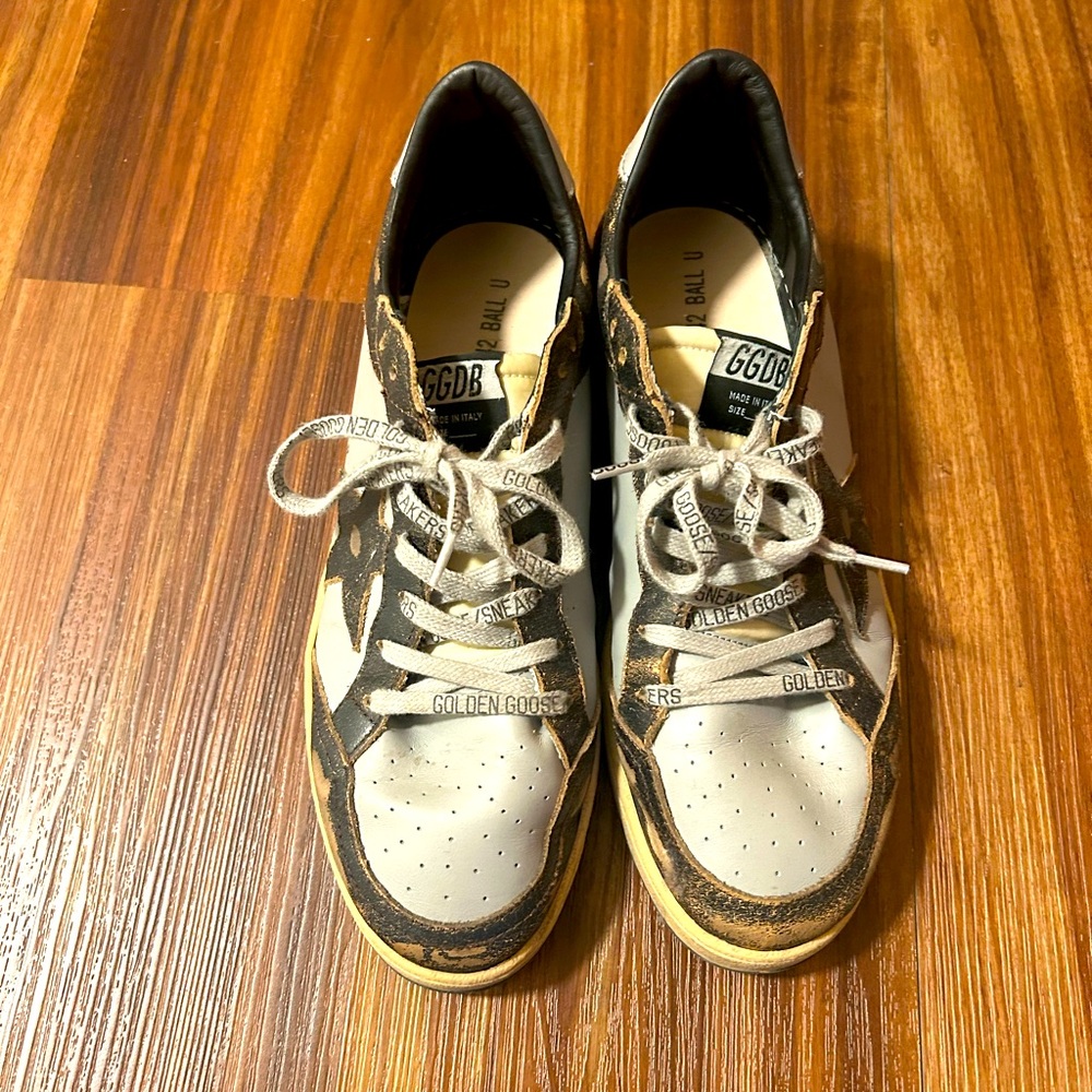 Men’s Golden Goose sneakers.
